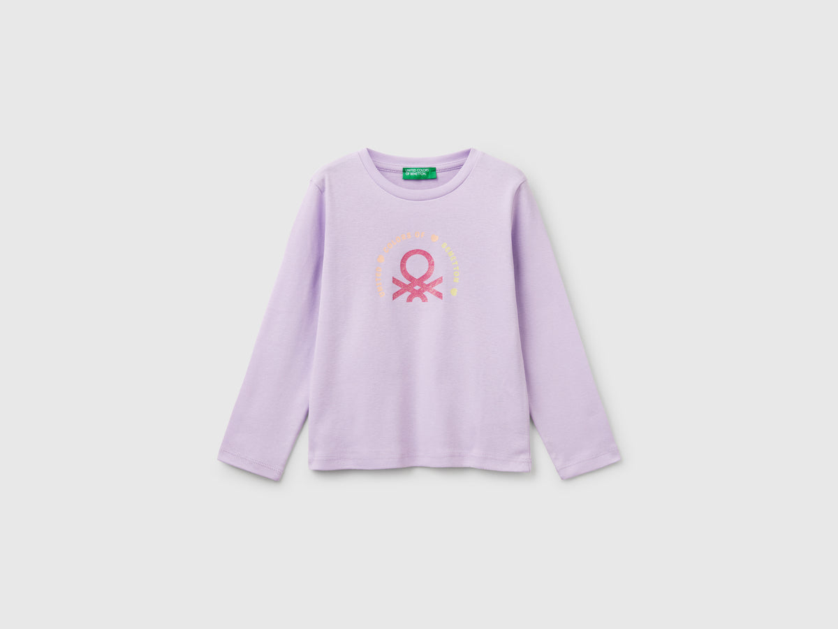 T-shirt slim fit con stampa glitter