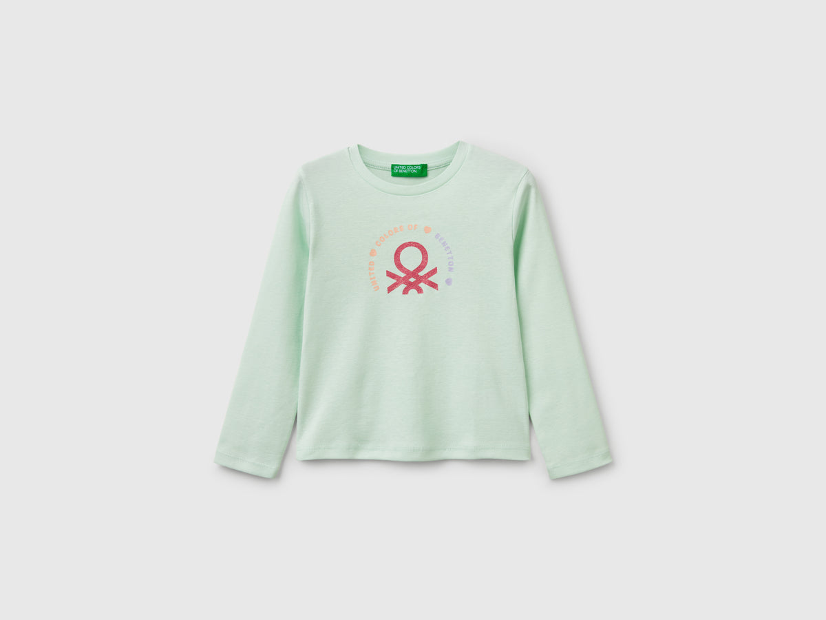 T-shirt slim fit con stampa glitter