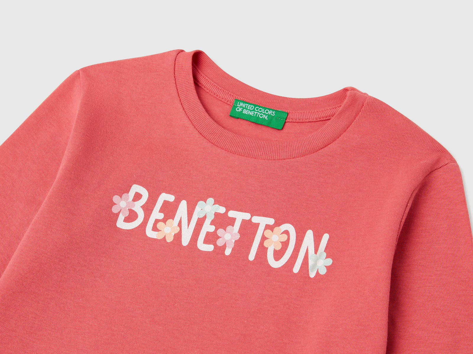 T-shirt slim fit con stampa glitter da bimba ciclamino 3 | Benetton Outlet