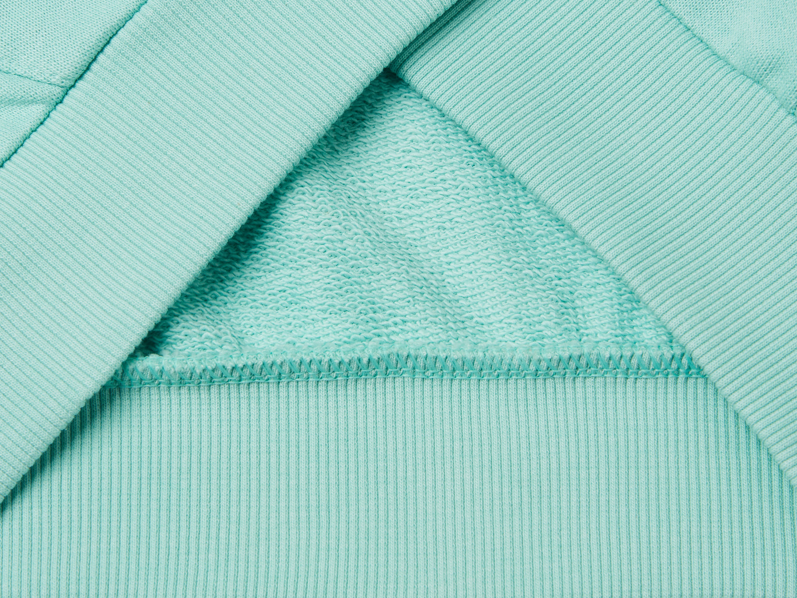 Felpa con zip e collo alto da bambina verde acqua 3 | Benetton Outlet