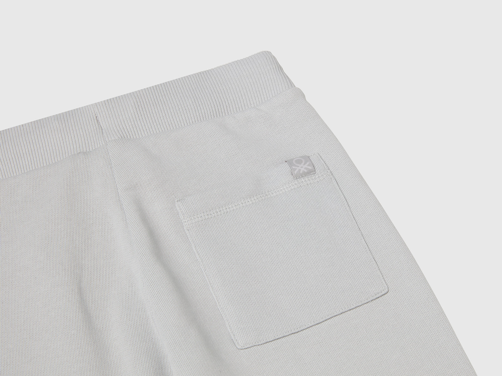 Pantaloni sportivi con coulisse da bambino grigio 3 | Benetton Outlet