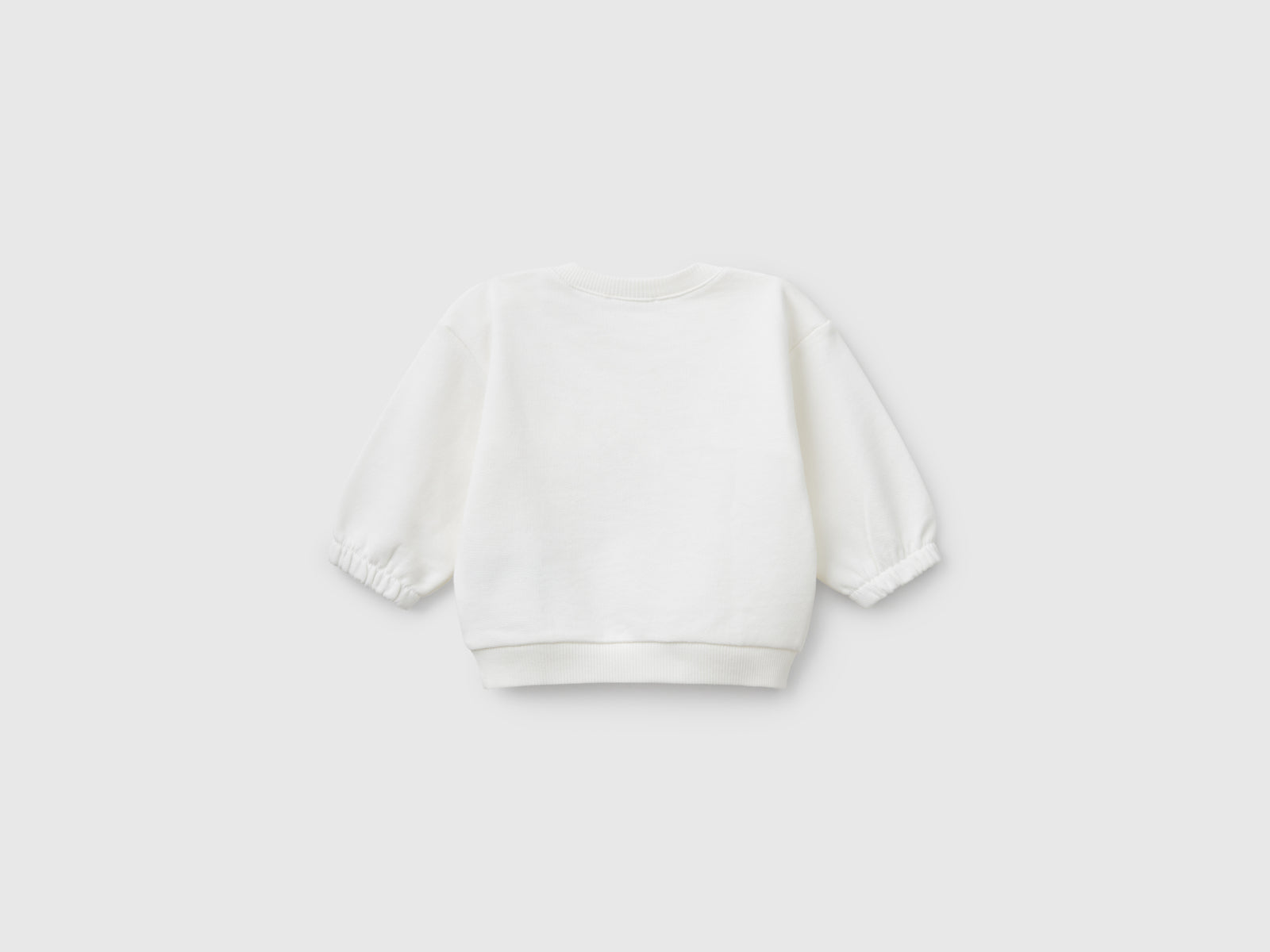 Felpa con ricamo e patch in cotone da neonato bianco panna 2 | Benetton Outlet