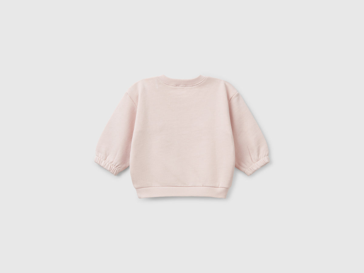 Felpa con ricamo e patch in cotone