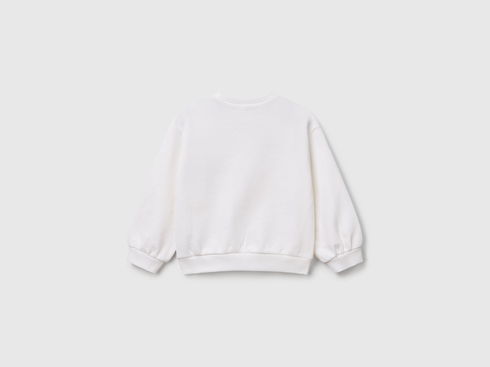 Crewneck sweatshirt with sequins da bimba bianco 2 | Benetton Outlet