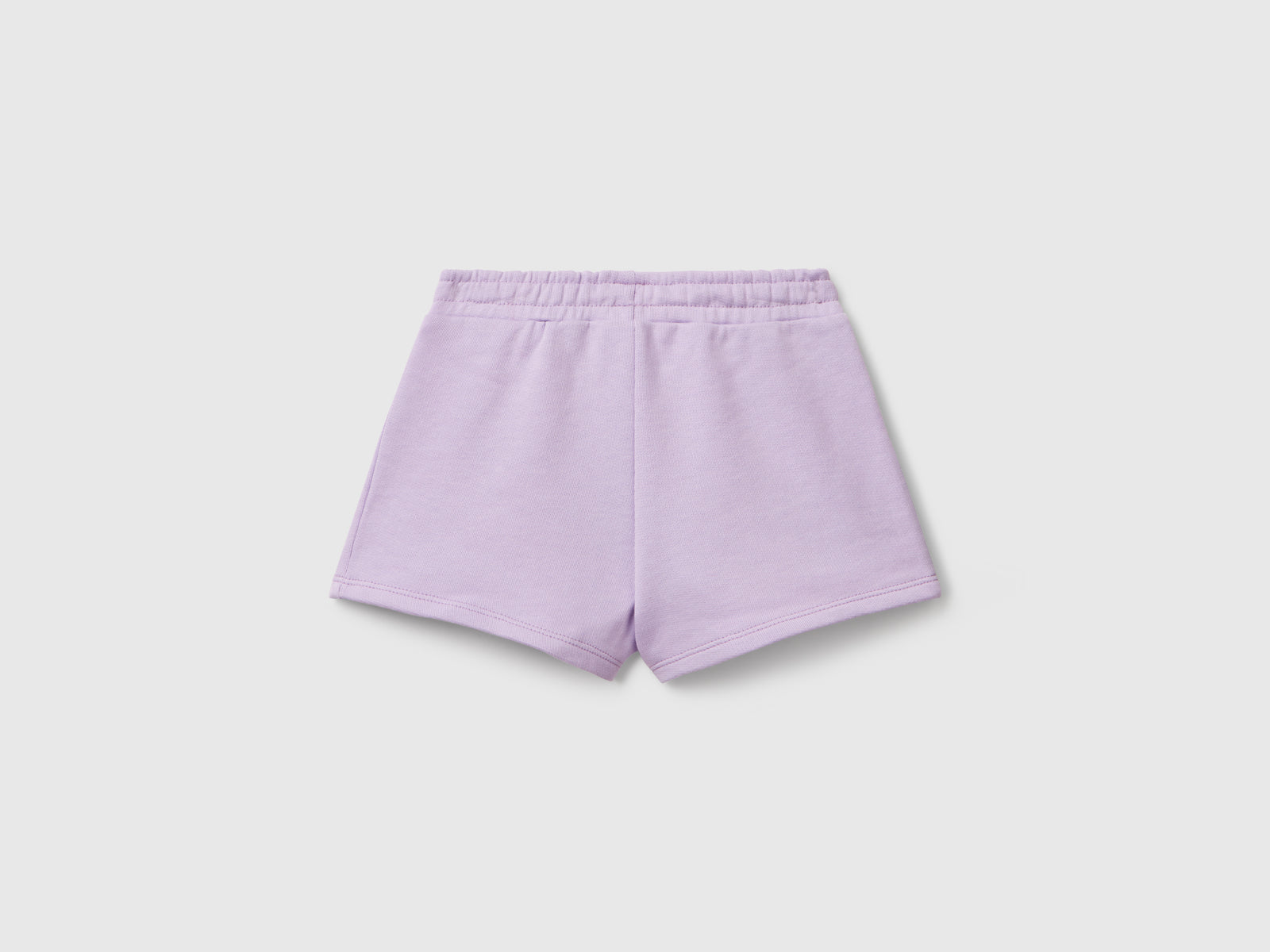 Shorts in felpa di cotone da bimba lilla 2 | Benetton Outlet