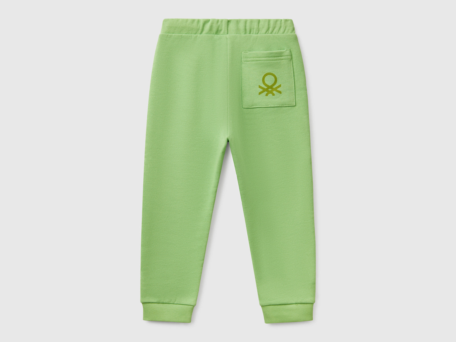 Pantaloni in cotone con logo da bimbo verde 2 | Benetton Outlet