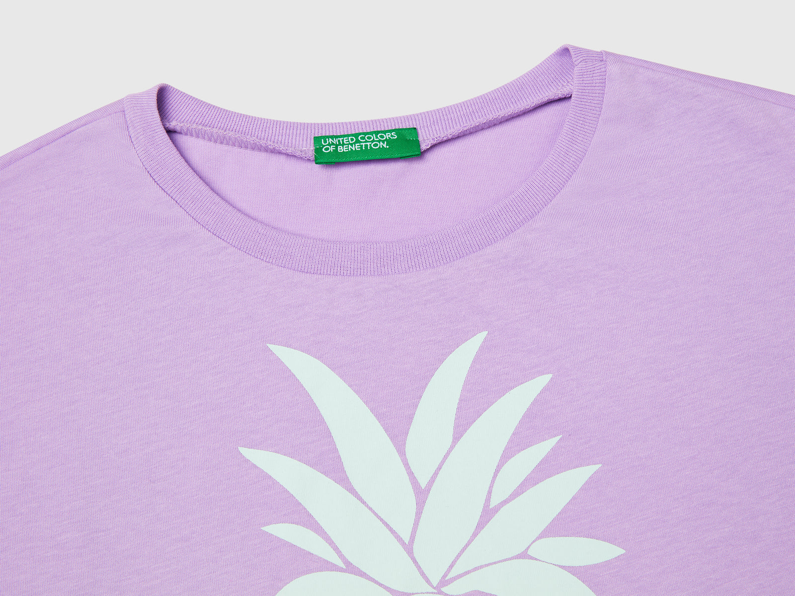 T-shirt con stampa fluo da bambina lilla 3 | Benetton Outlet