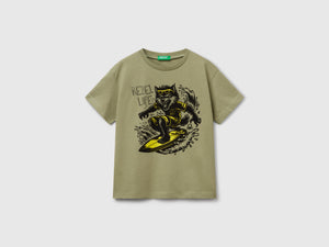 T-shirt con stampa fluo
