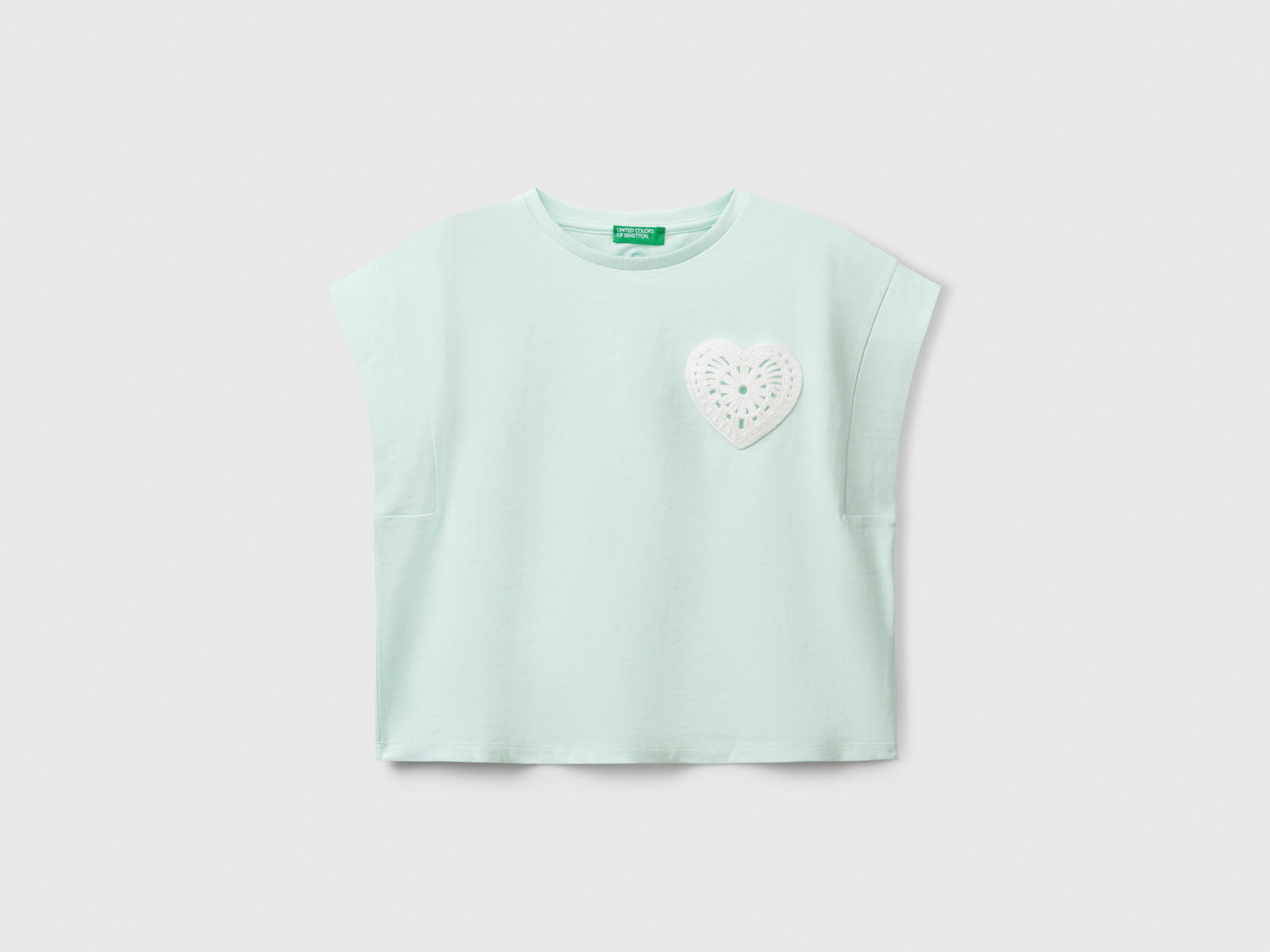 T-shirt con patch macramè da bambina verde acqua | Benetton Outlet