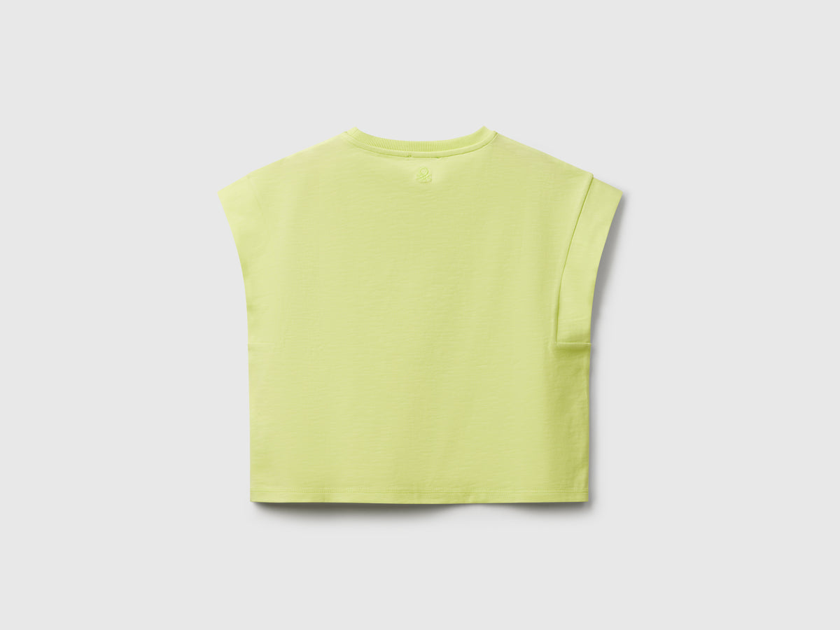 T-shirt con patch macramè