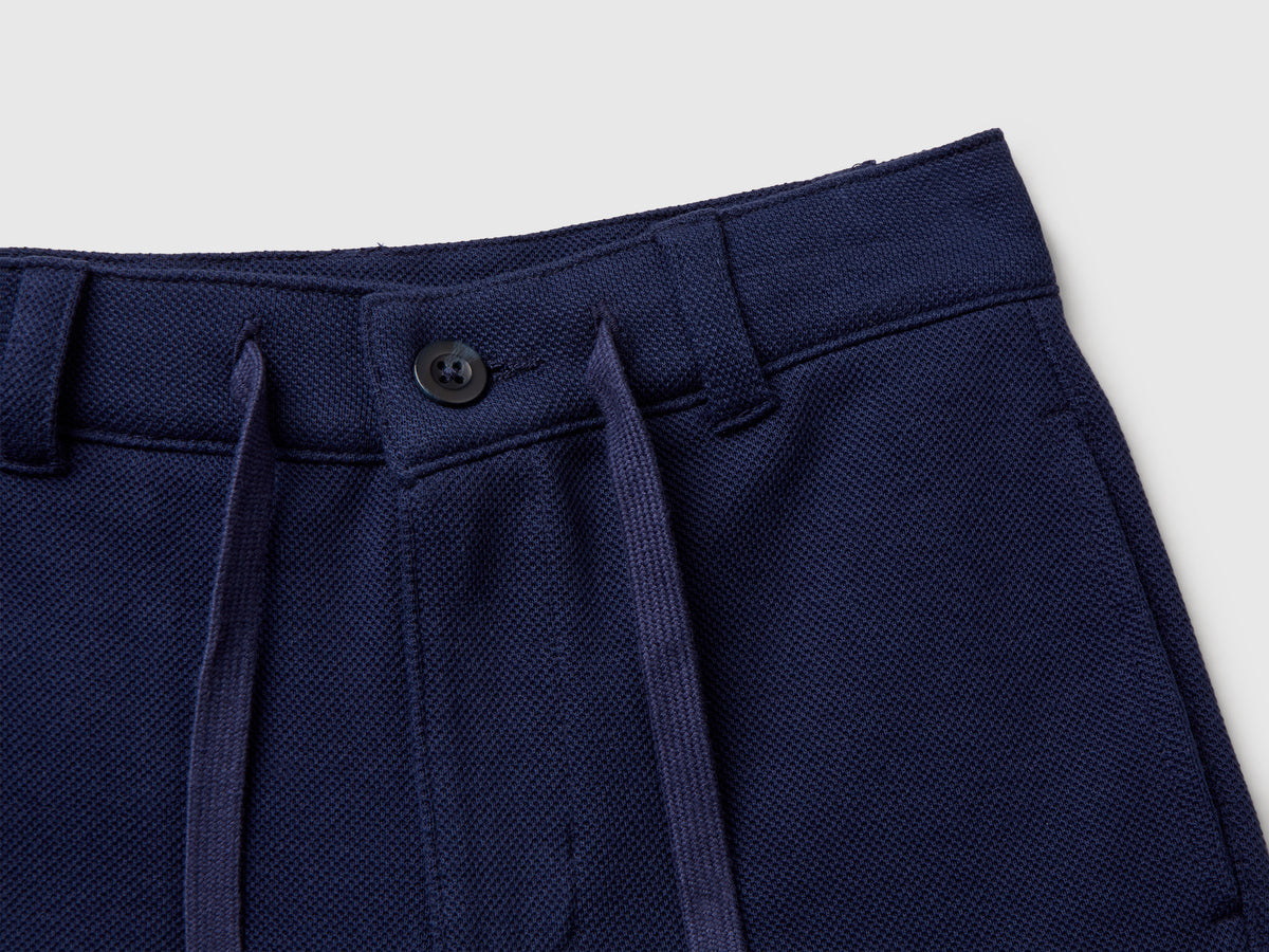 Pantaloni corti con coulisse