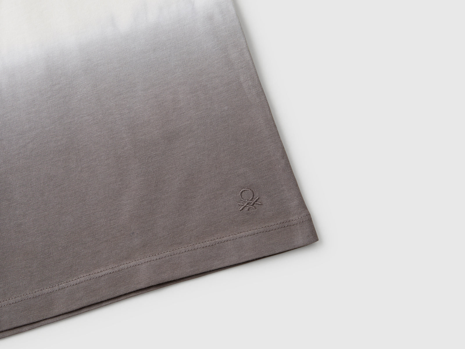 T-shirt dip-dye over fit da bambino grigio chiaro 3 | Benetton Outlet