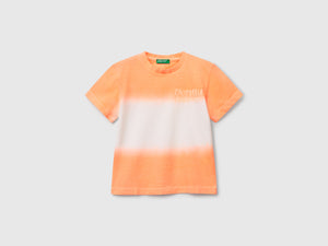 T-shirt dip-dye con ricamo