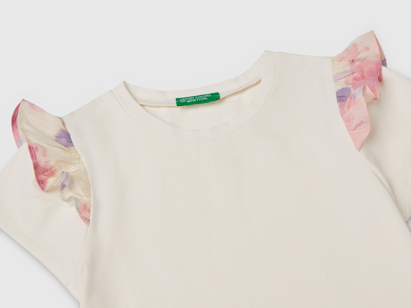 Maglietta con manica ad aletta da bimba bianco panna 3 | Benetton Outlet
