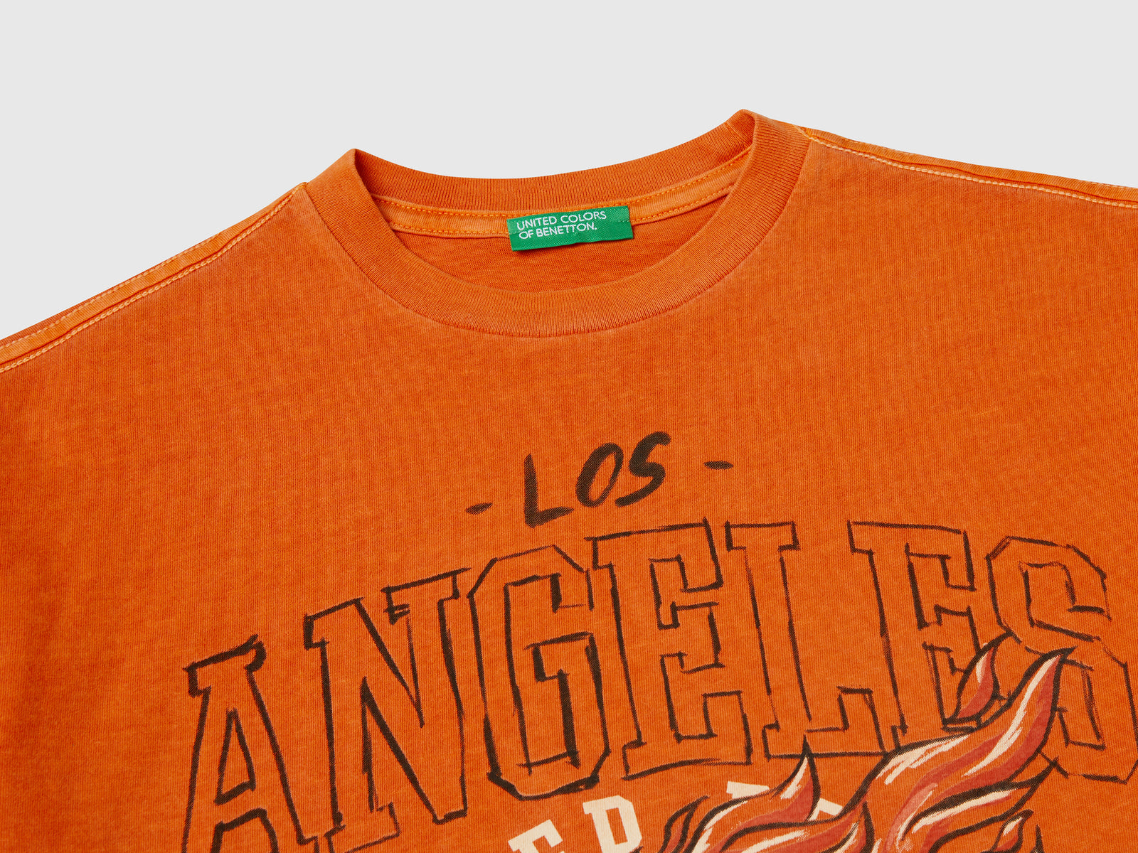 T-shirt con stampa davanti e dietro da bambino arancione 3 | Benetton Outlet