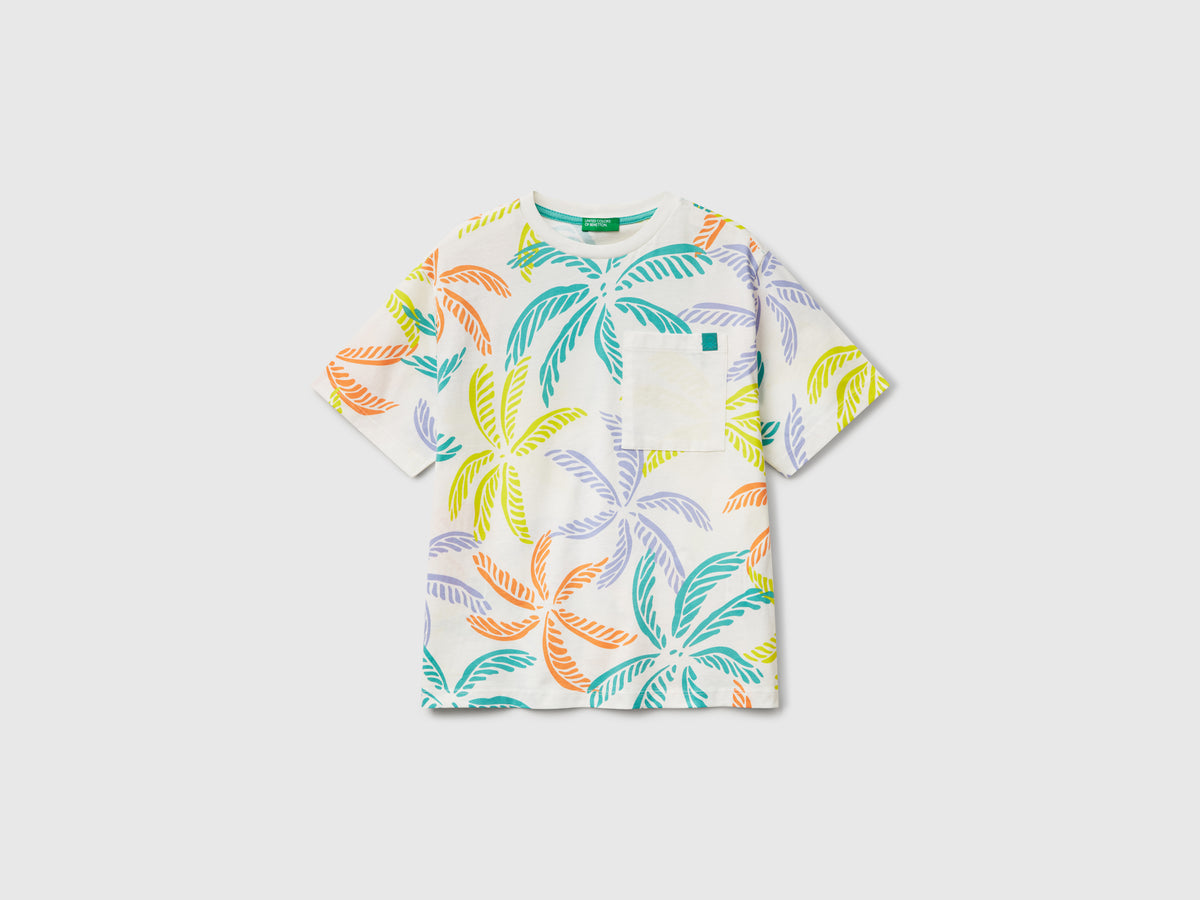 T-shirt con stampa tropicale