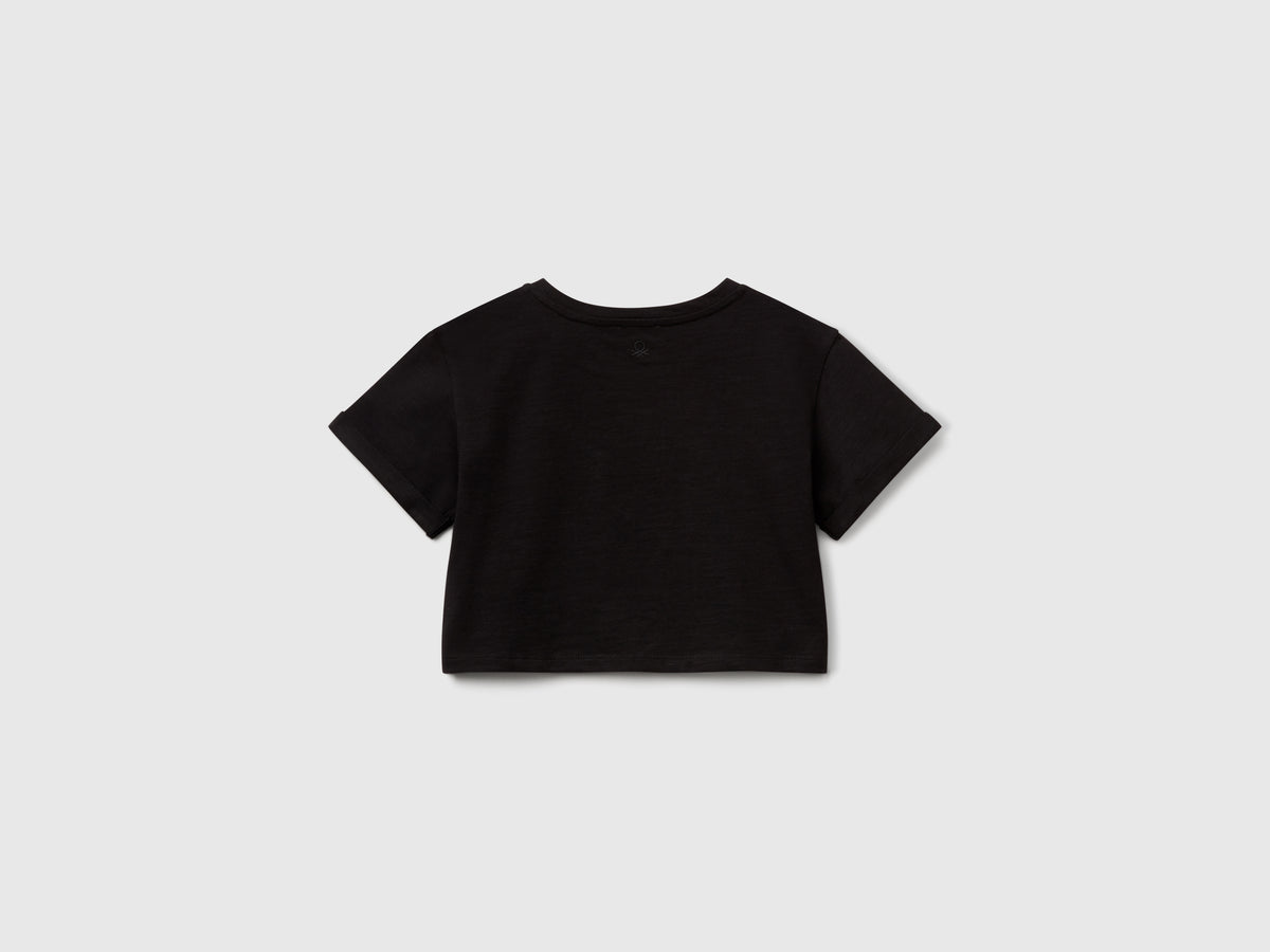 T-shirt con ricamo