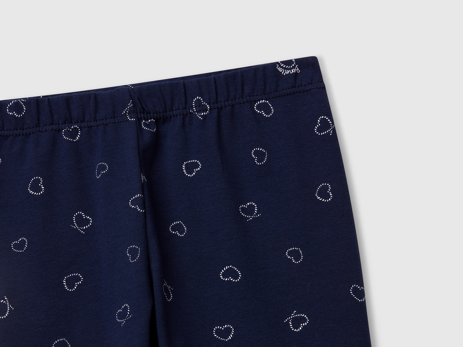 Leggings con stampa cuori da bimba blu scuro 3 | Benetton Outlet