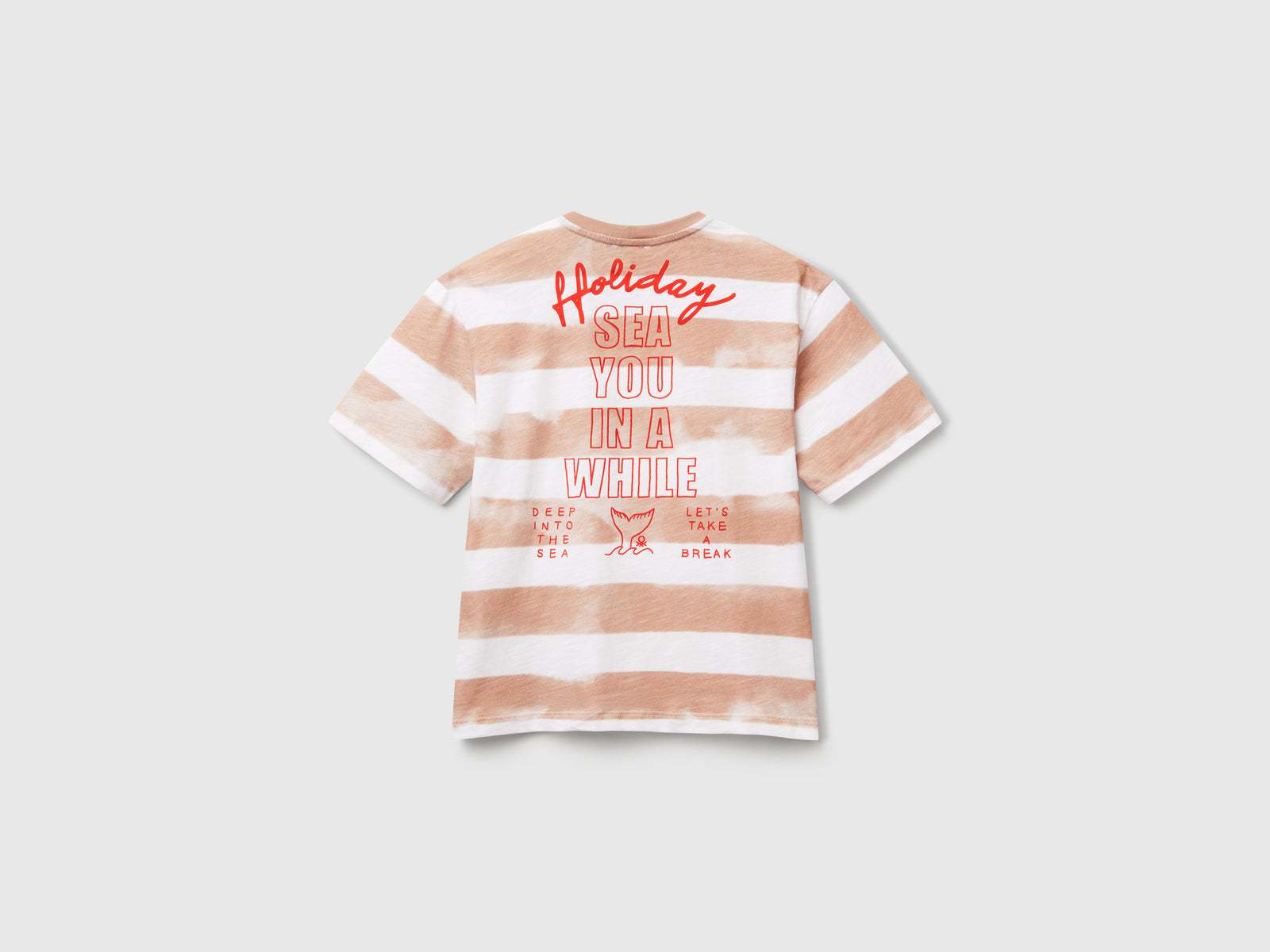 T-shirt a righe con stampa davanti e dietro da bambino cammello 2 | Benetton Outlet
