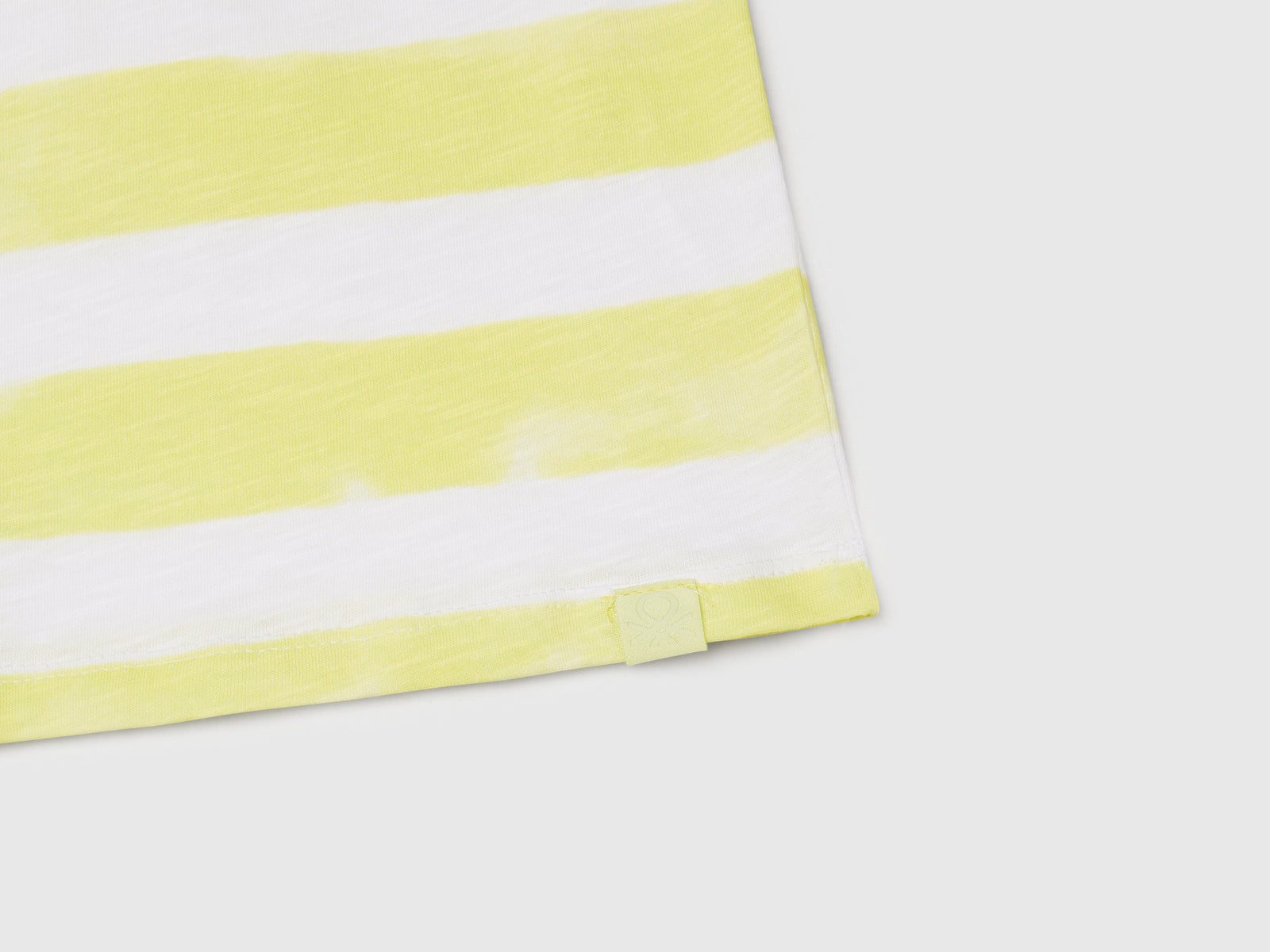 Vestito a righe con oblò da bambina giallo 3 | Benetton Outlet