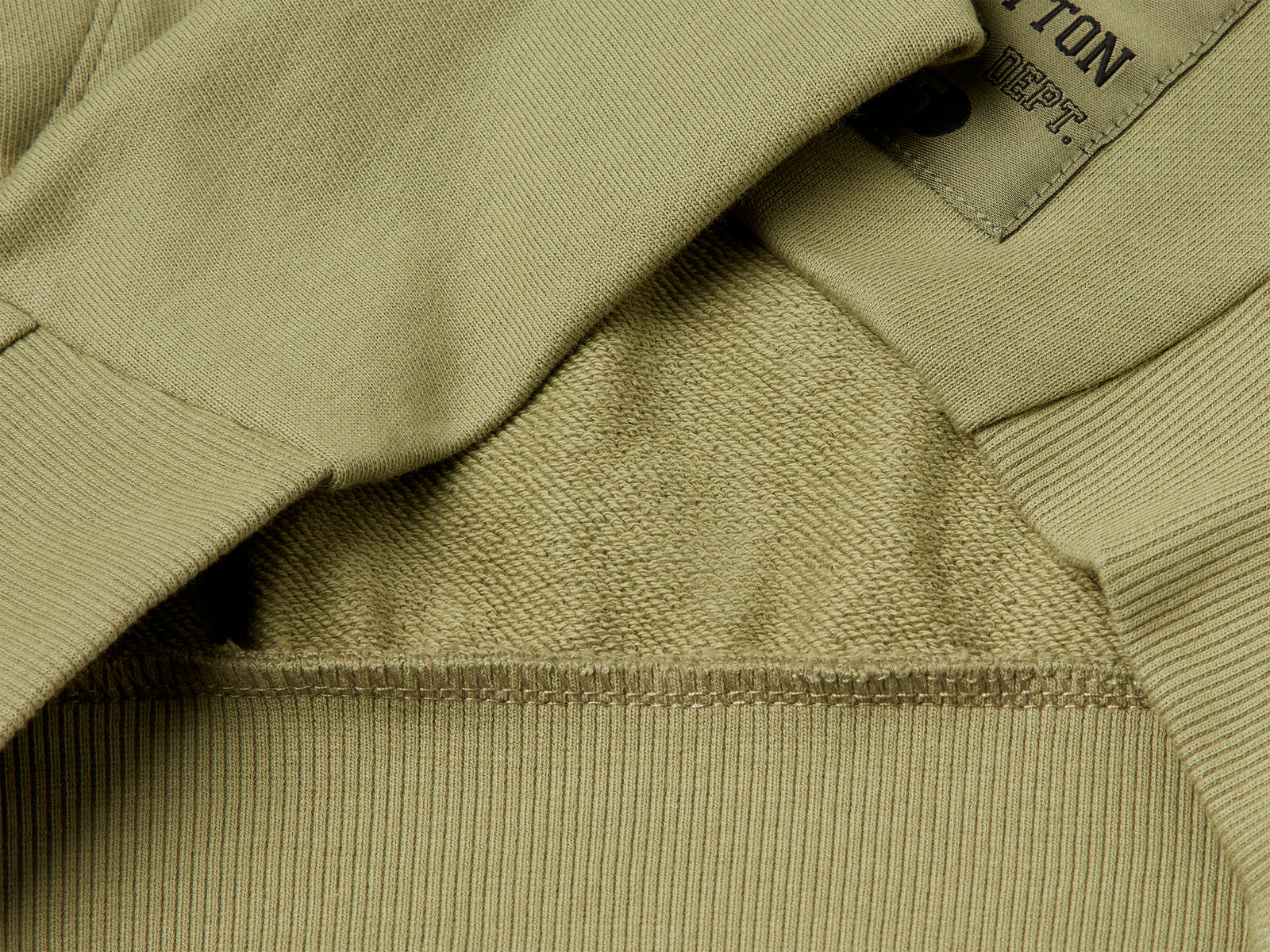 Felpa con tasca a marsupio da bambino verde oliva 3 | Benetton Outlet