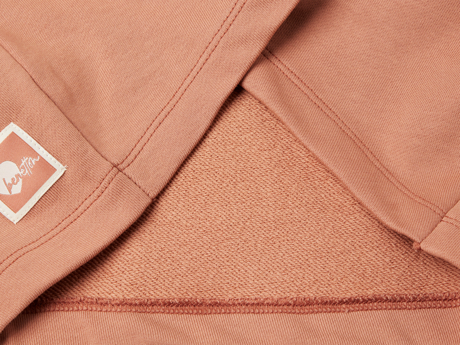 Felpa con fondo stondato da bambina cammello 3 | Benetton Outlet