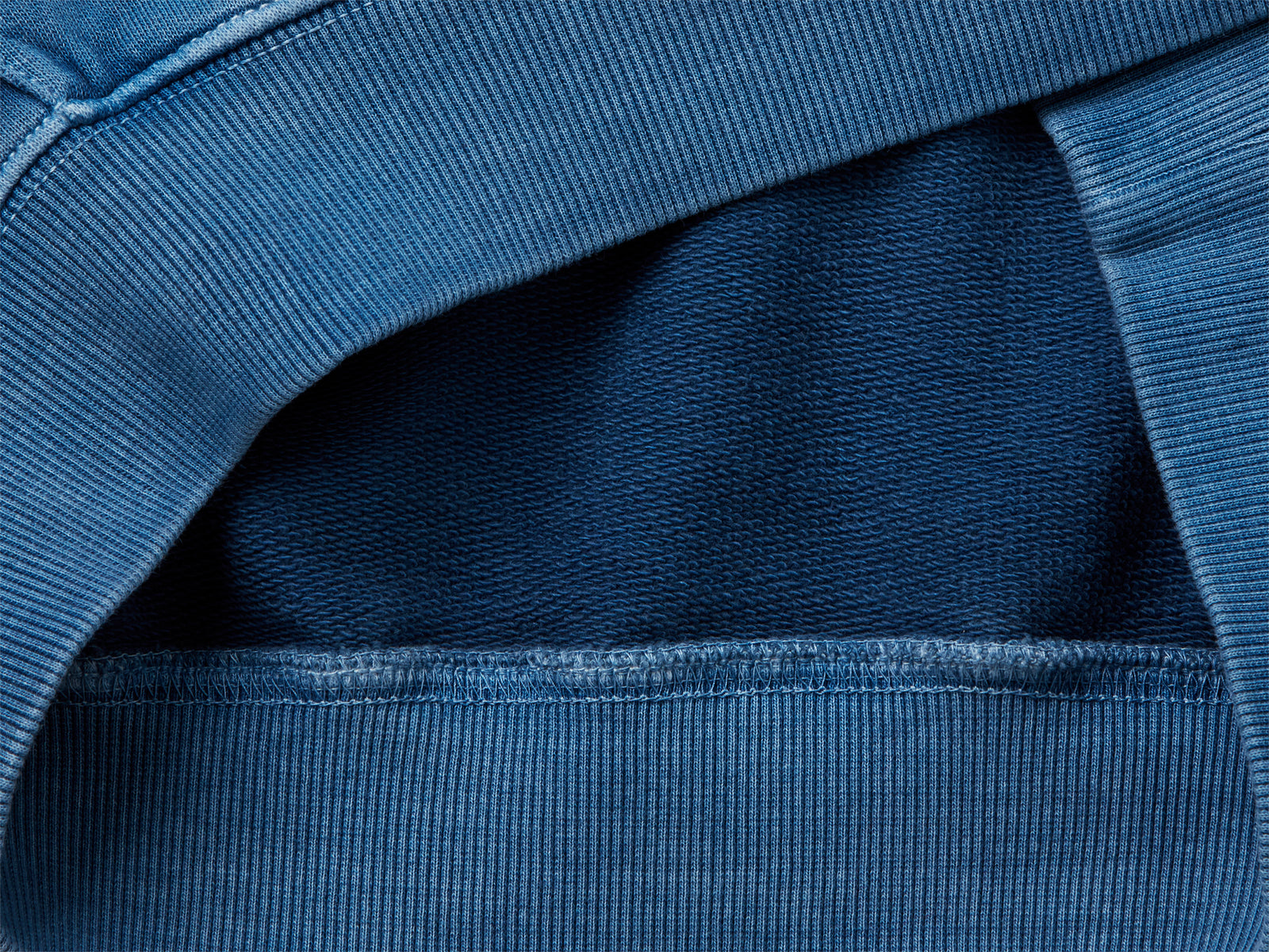 Felpa oversize con stampa da bambino blu 3 | Benetton Outlet