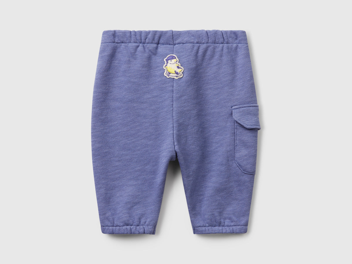 Pantaloni in spugna con taschino