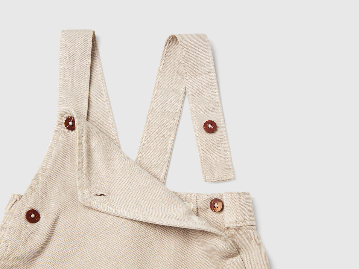 Salopette fluida con tasche