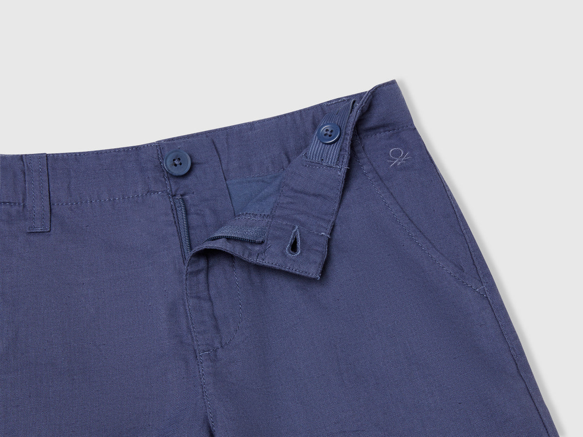Bermuda chino in misto lino
