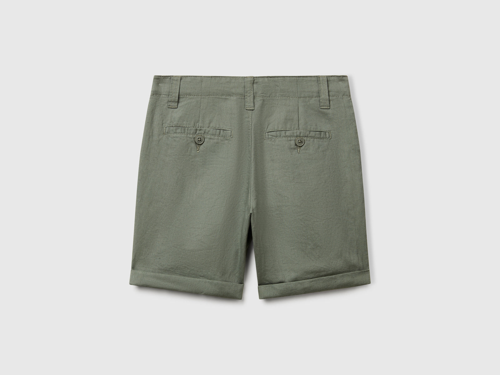 Bermuda chino in misto lino da bambino verde militare 2 | Benetton Outlet