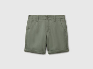 Bermuda chino in misto lino
