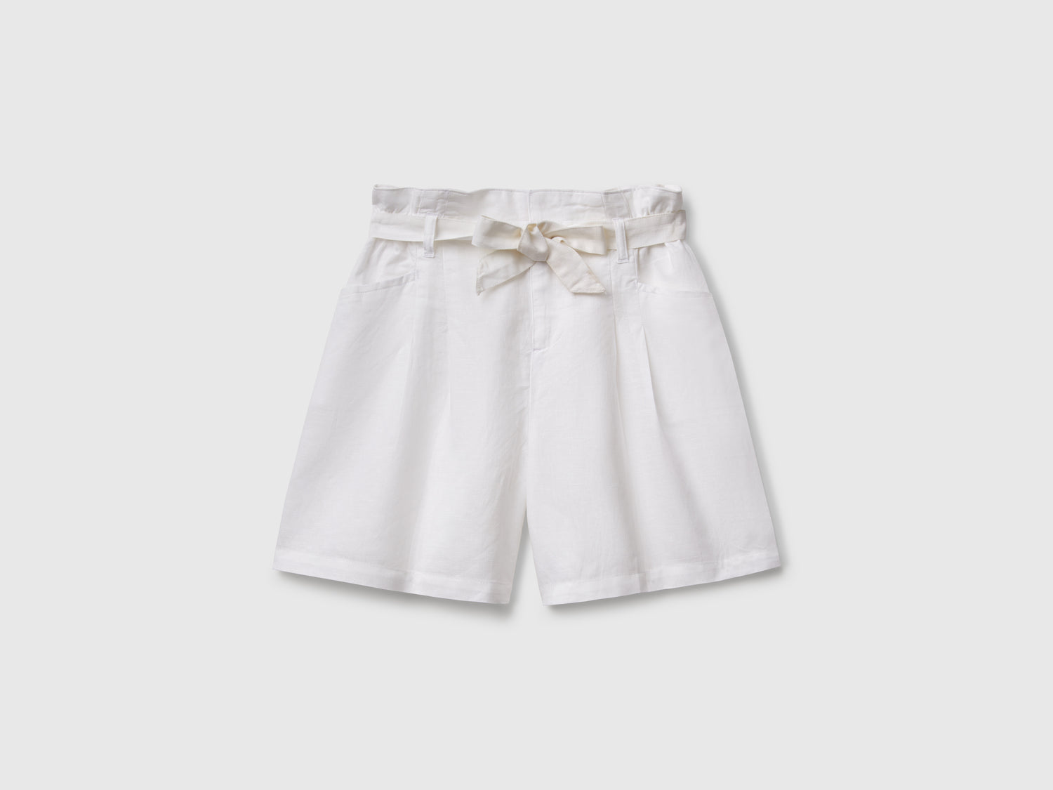 Bermuda paperbag in misto lino da bambina bianco | Benetton Outlet