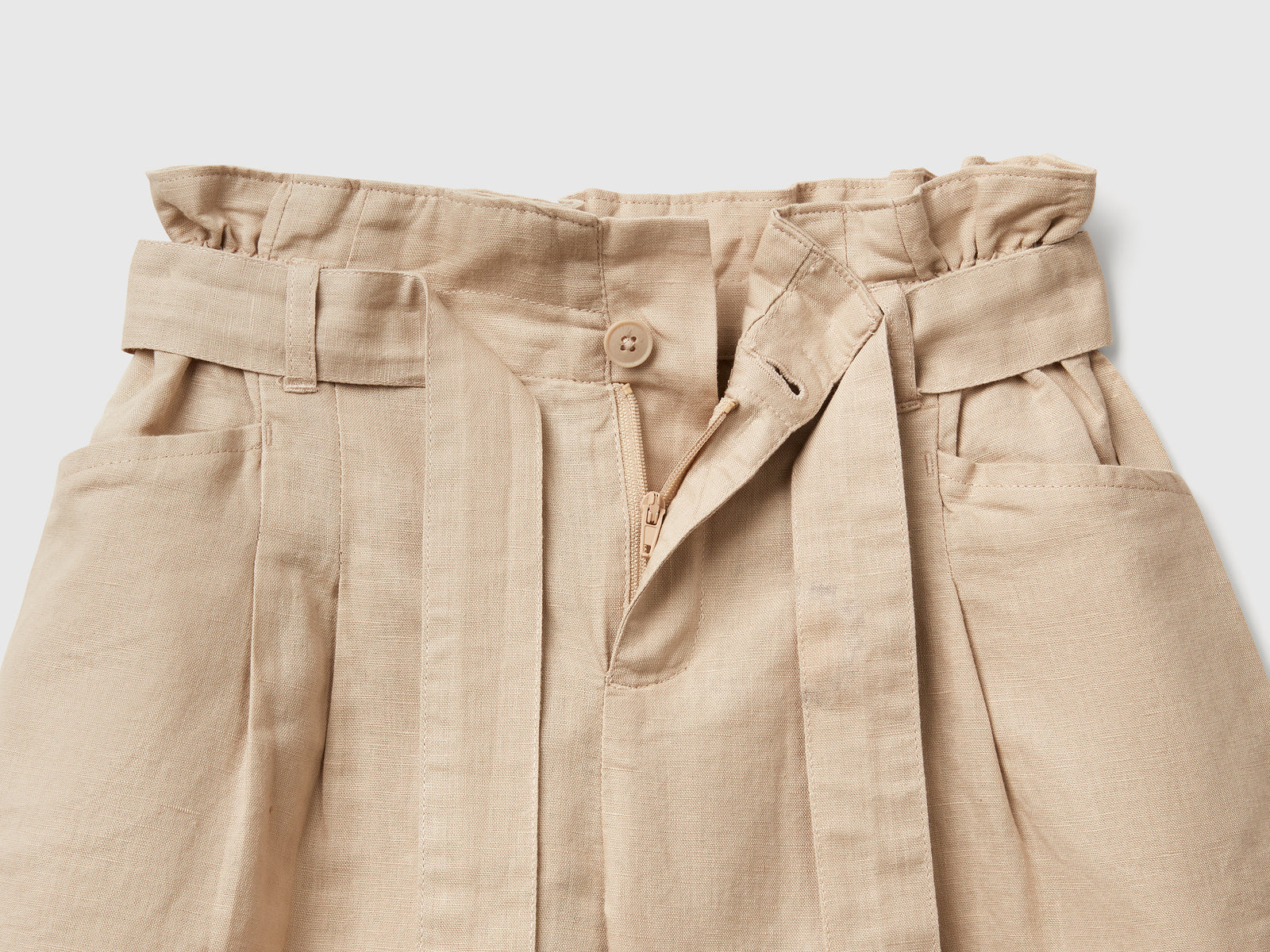 Bermuda paperbag in misto lino da bambina beige 3 | Benetton Outlet