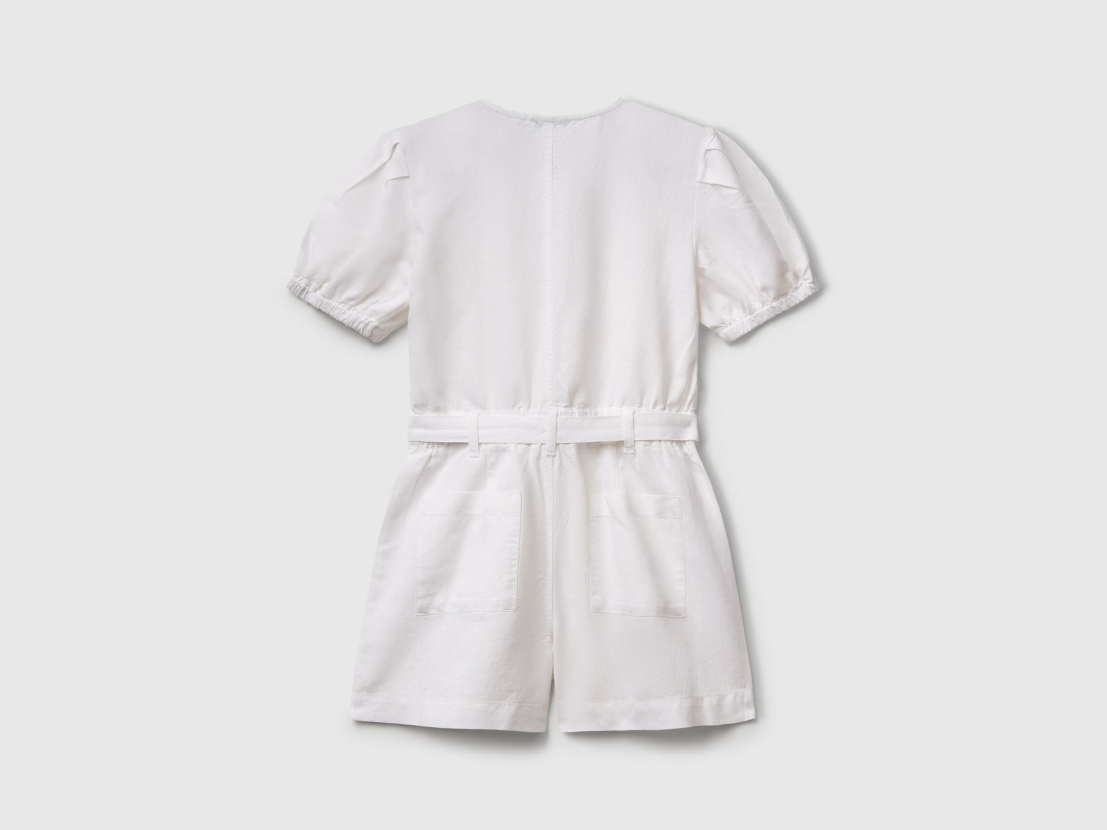 Tuta con fusciacca in misto lino da bambina bianco 2 | Benetton Outlet