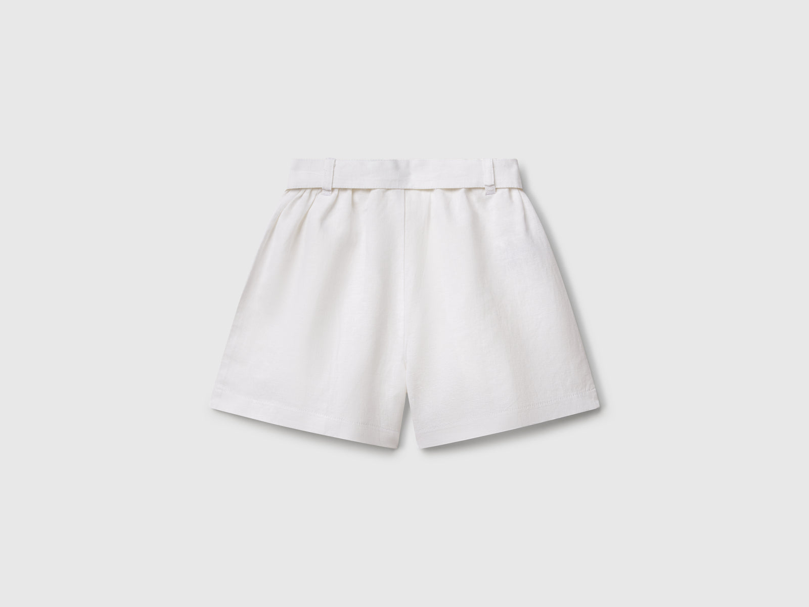 Bermuda con fusciacca da bimba bianco 2 | Benetton Outlet