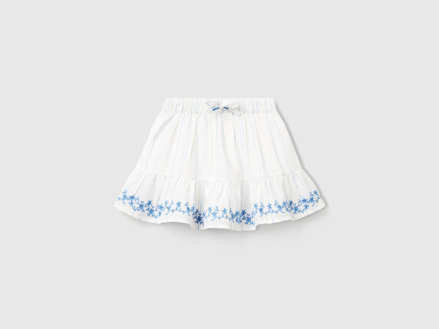 Gonna a righe con ricamo floreale da bimba bianco panna | Benetton Outlet