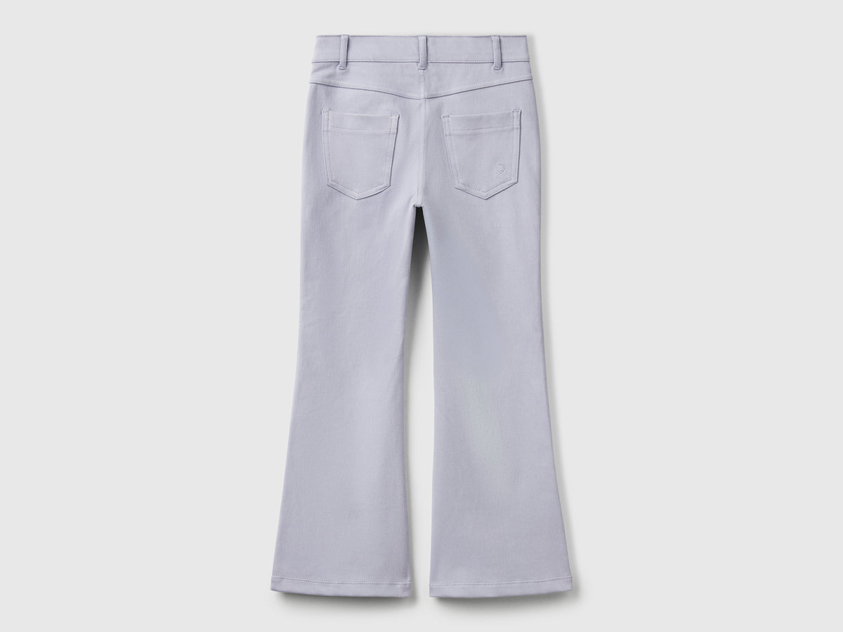 Pantaloni a zampa in cotone stretch