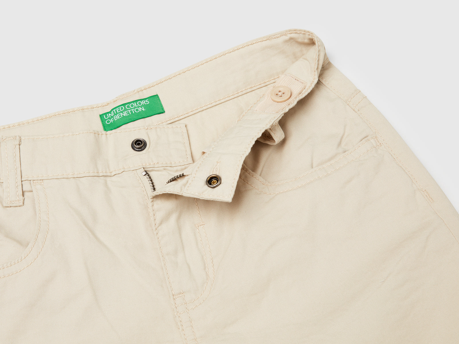 Bermuda leggeri da bambino beige 3 | Benetton Outlet