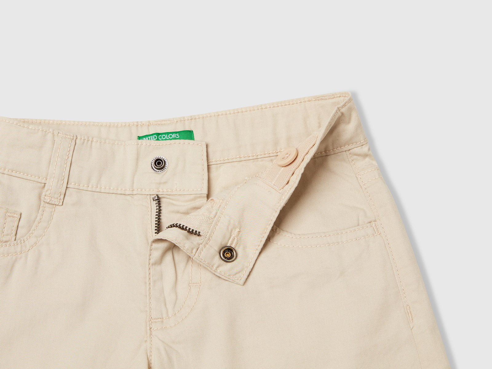 Bermuda cinque tasche da bimbo beige 3 | Benetton Outlet