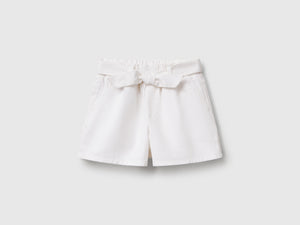 Pantaloni corti con fusciacca