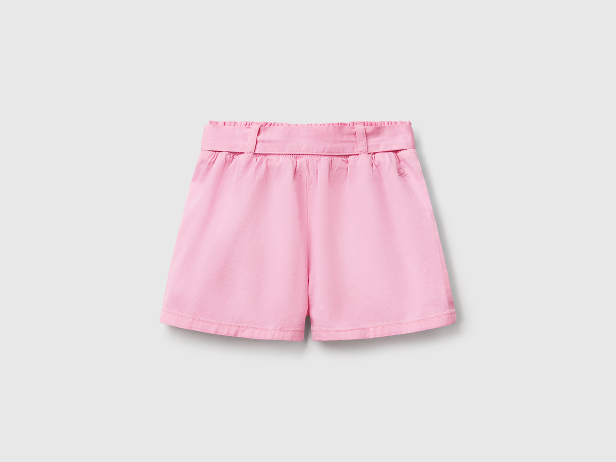 Pantaloni corti con fusciacca