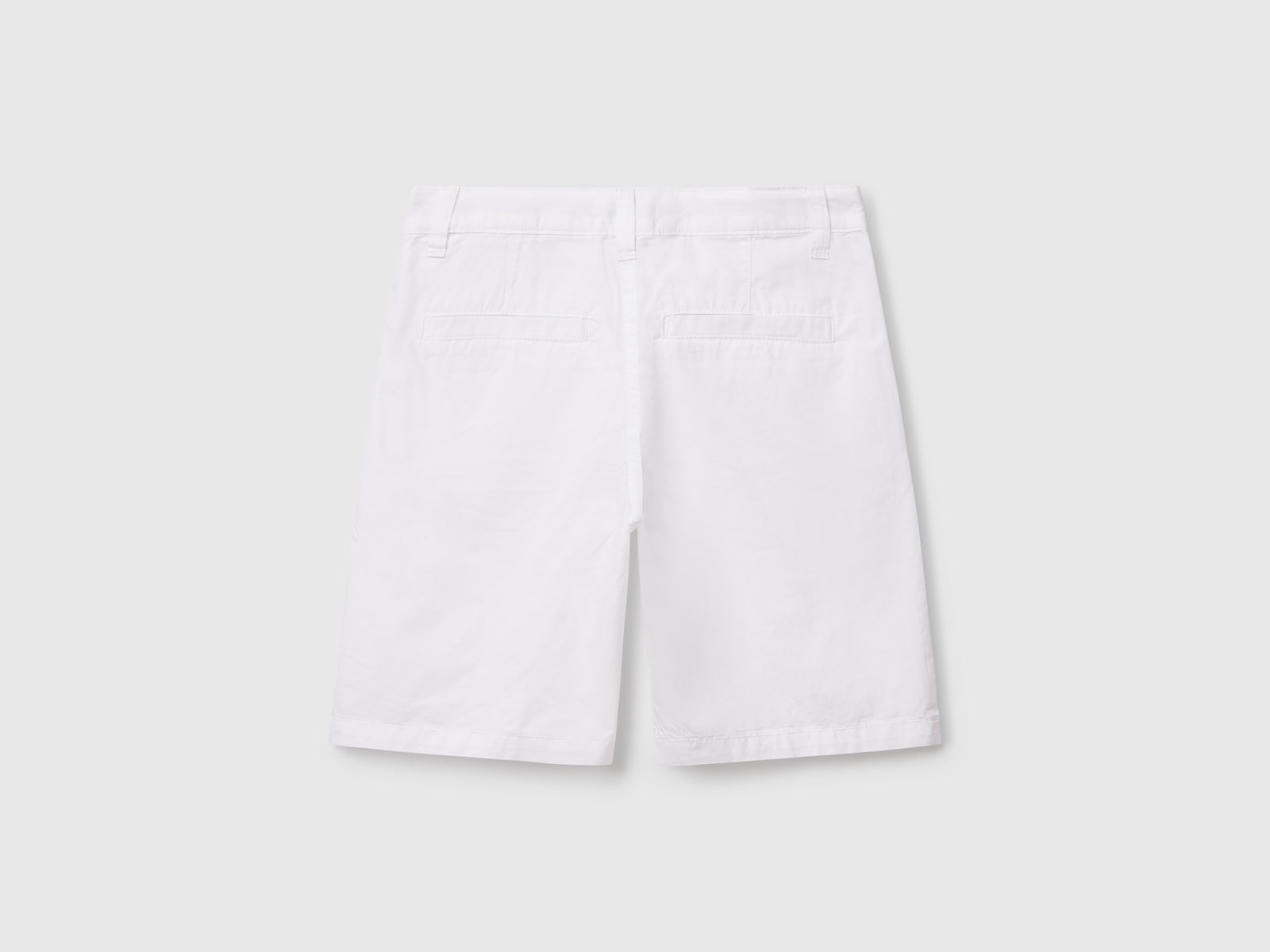 Bermuda in puro cotone da bambino bianco 2 | Benetton Outlet
