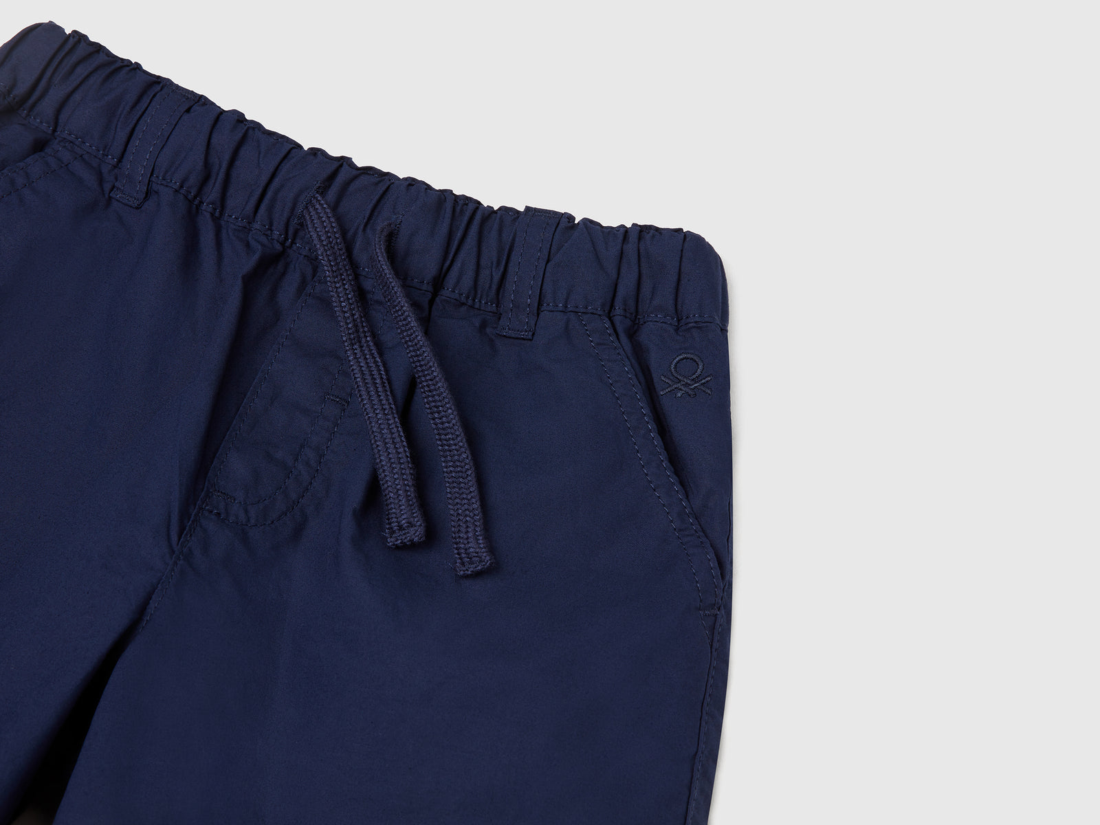 Shorts 100% cotone con coulisse da bimbo blu scuro 3 | Benetton Outlet