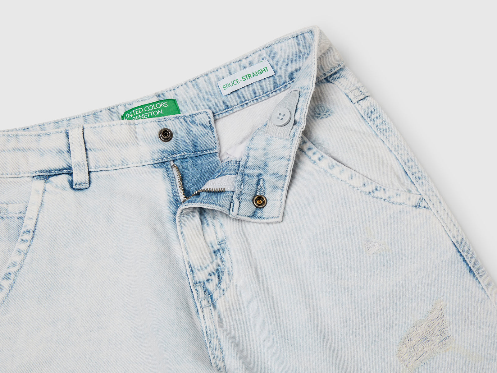 Pantaloni corti di jeans da bambino azzurro 3 | Benetton Outlet