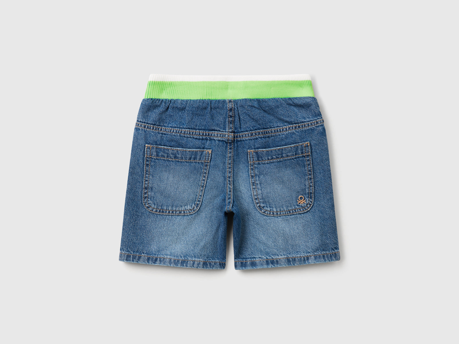 Pantaloni corti di jeans straight da bimbo blu 2 | Benetton Outlet
