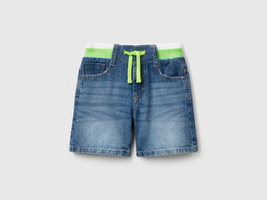 Pantaloni corti di jeans straight