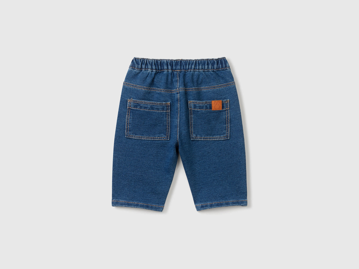 Pantaloni effetto denim