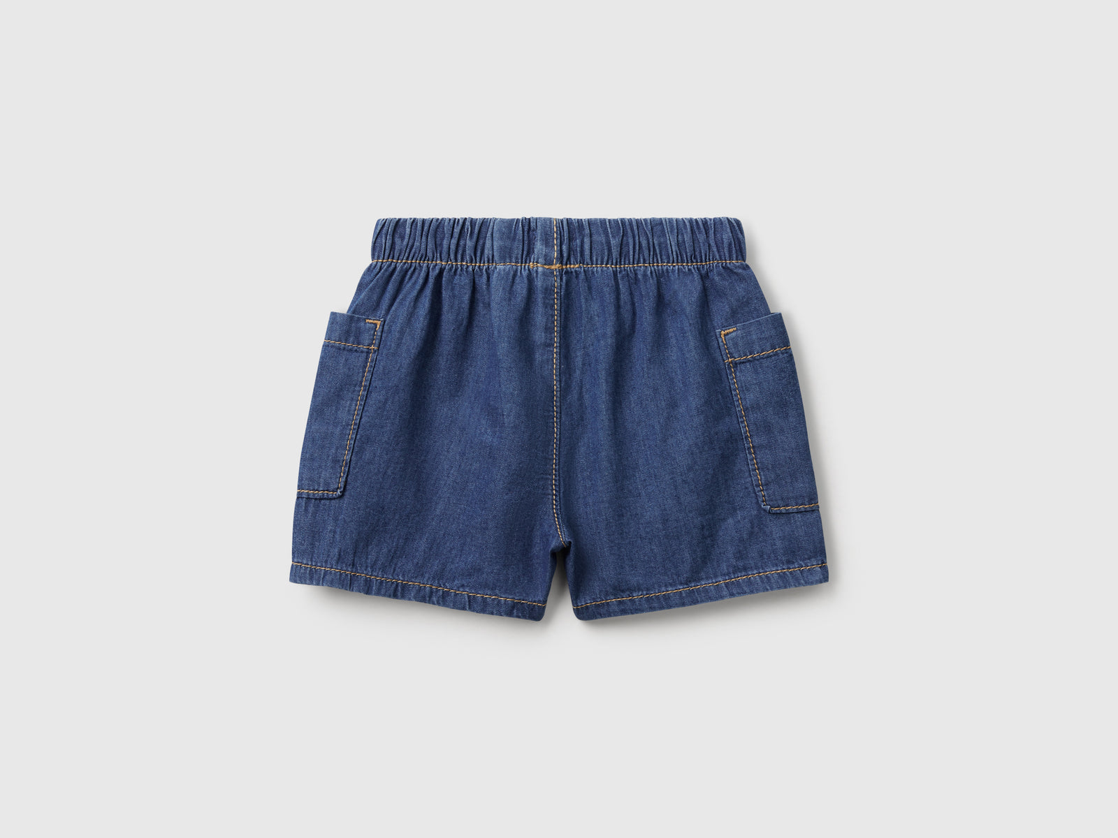 Pantaloni corti in jeans leggero da neonato blu scuro 2 | Benetton Outlet