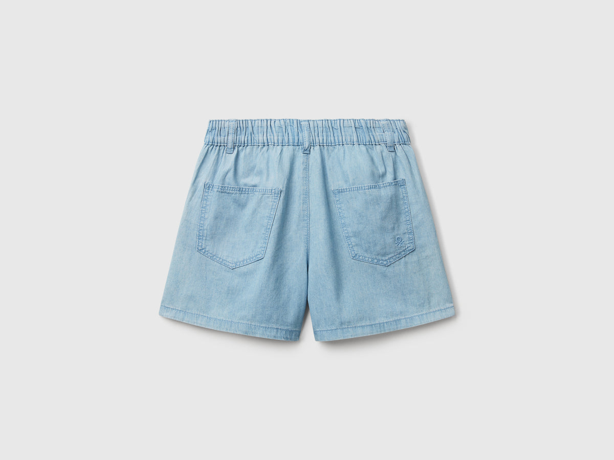 Bermuda in chambray